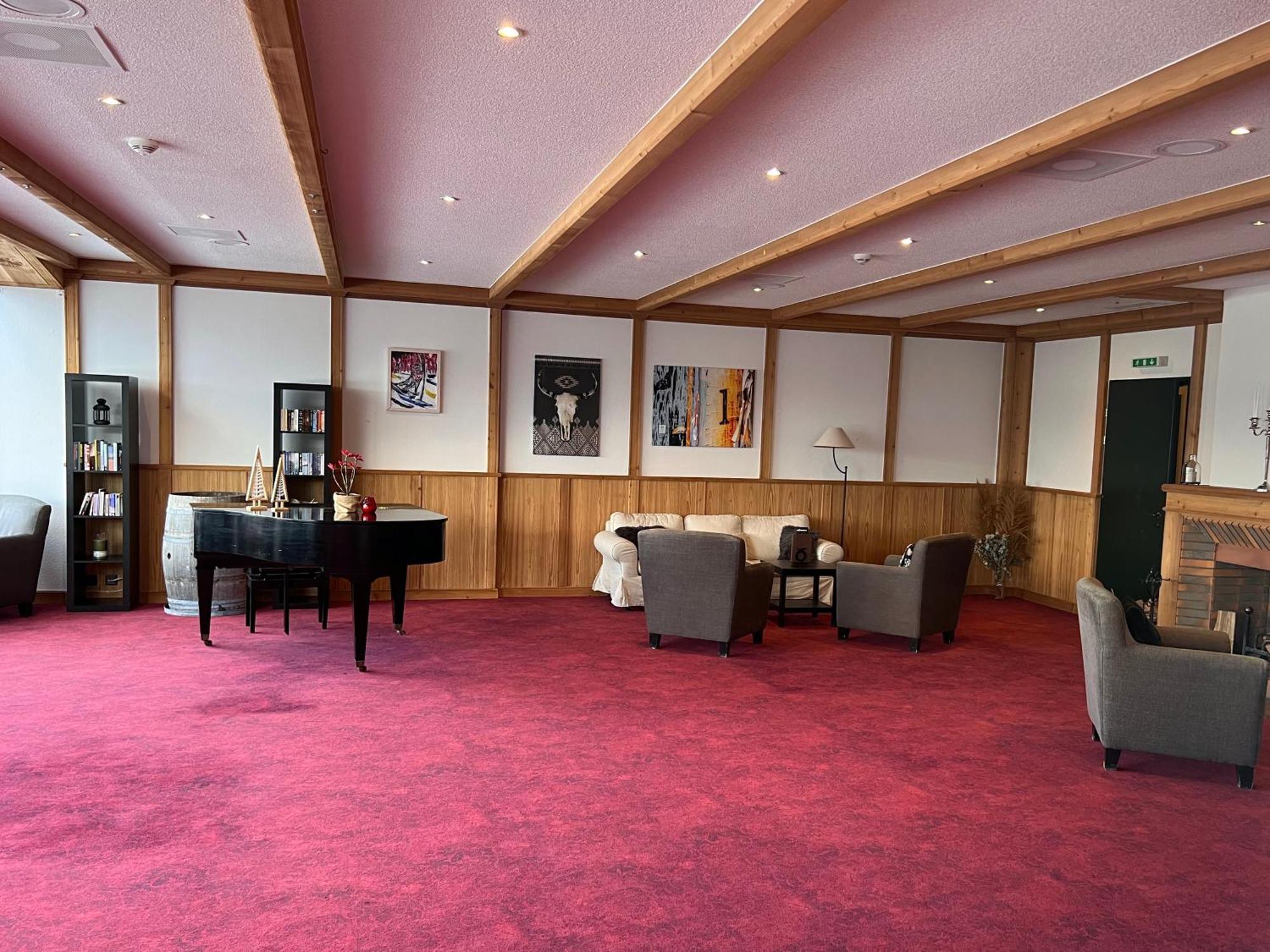 Hotel Chalet Royal Везонна Екстер'єр фото
