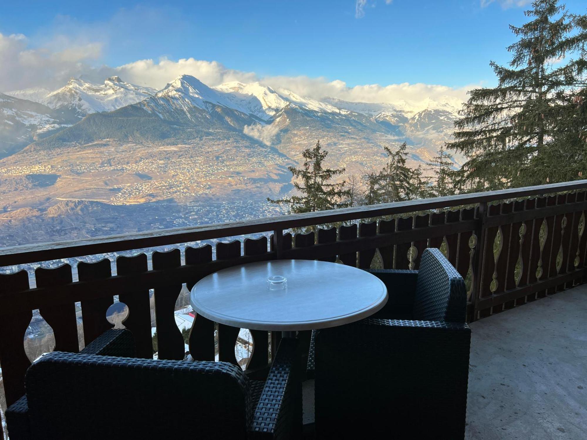 Hotel Chalet Royal Везонна Екстер'єр фото