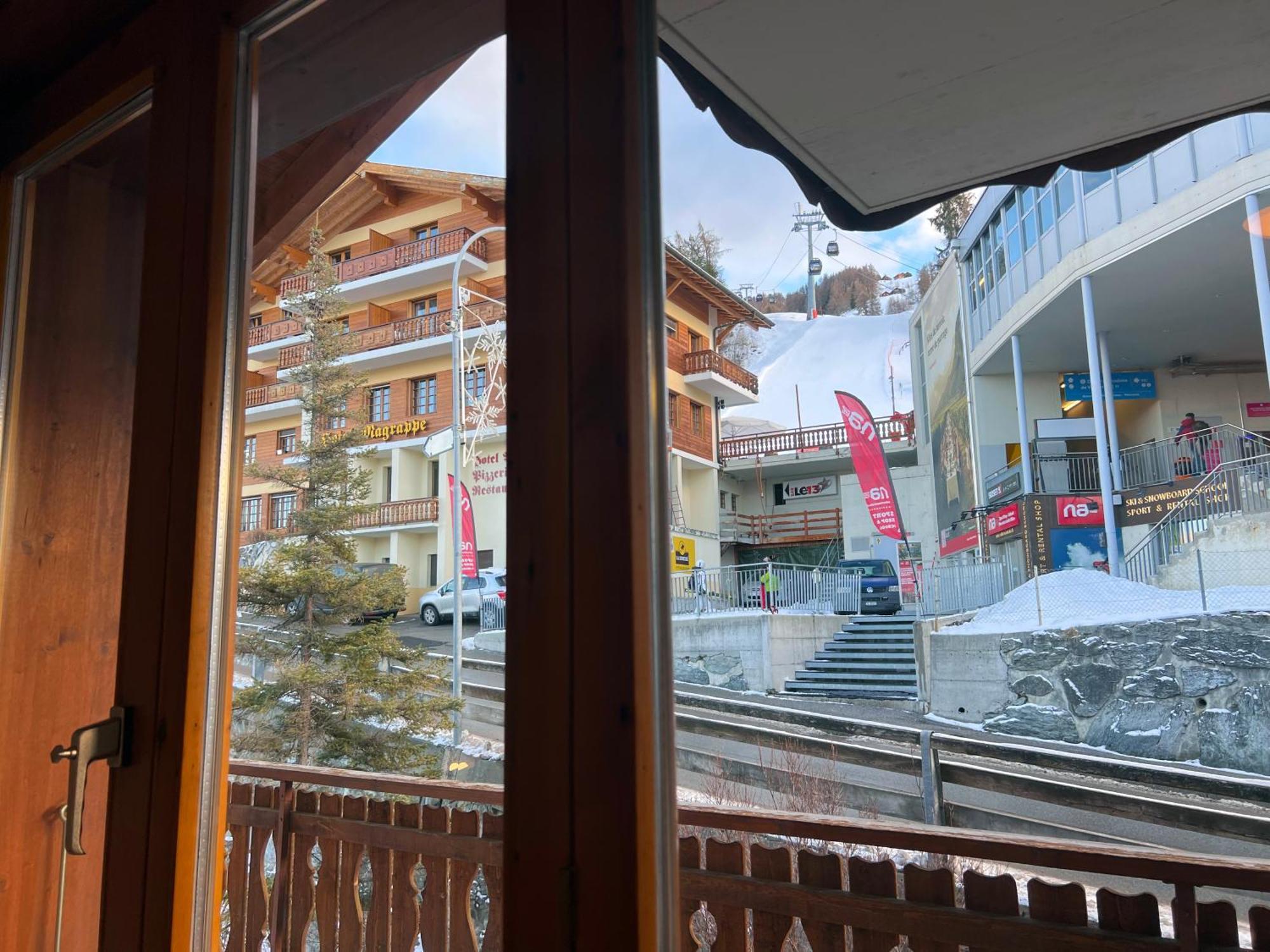 Hotel Chalet Royal Везонна Екстер'єр фото