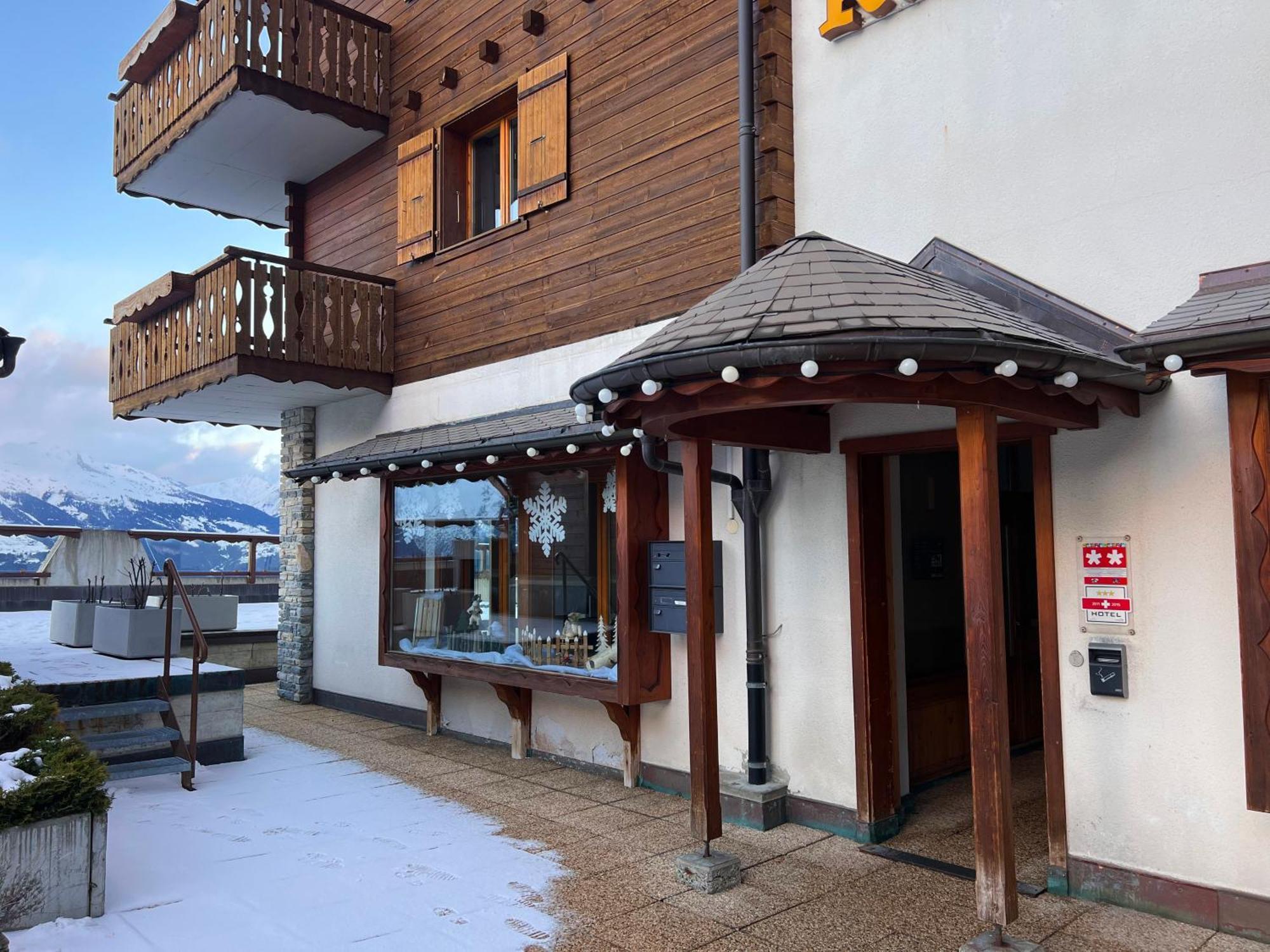 Hotel Chalet Royal Везонна Екстер'єр фото
